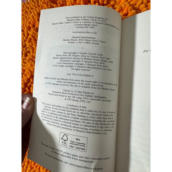 A Case of Grave Danger (The Violet Veil Mysteries) Paperback – October 5, 2021 - Picture 3 of 7